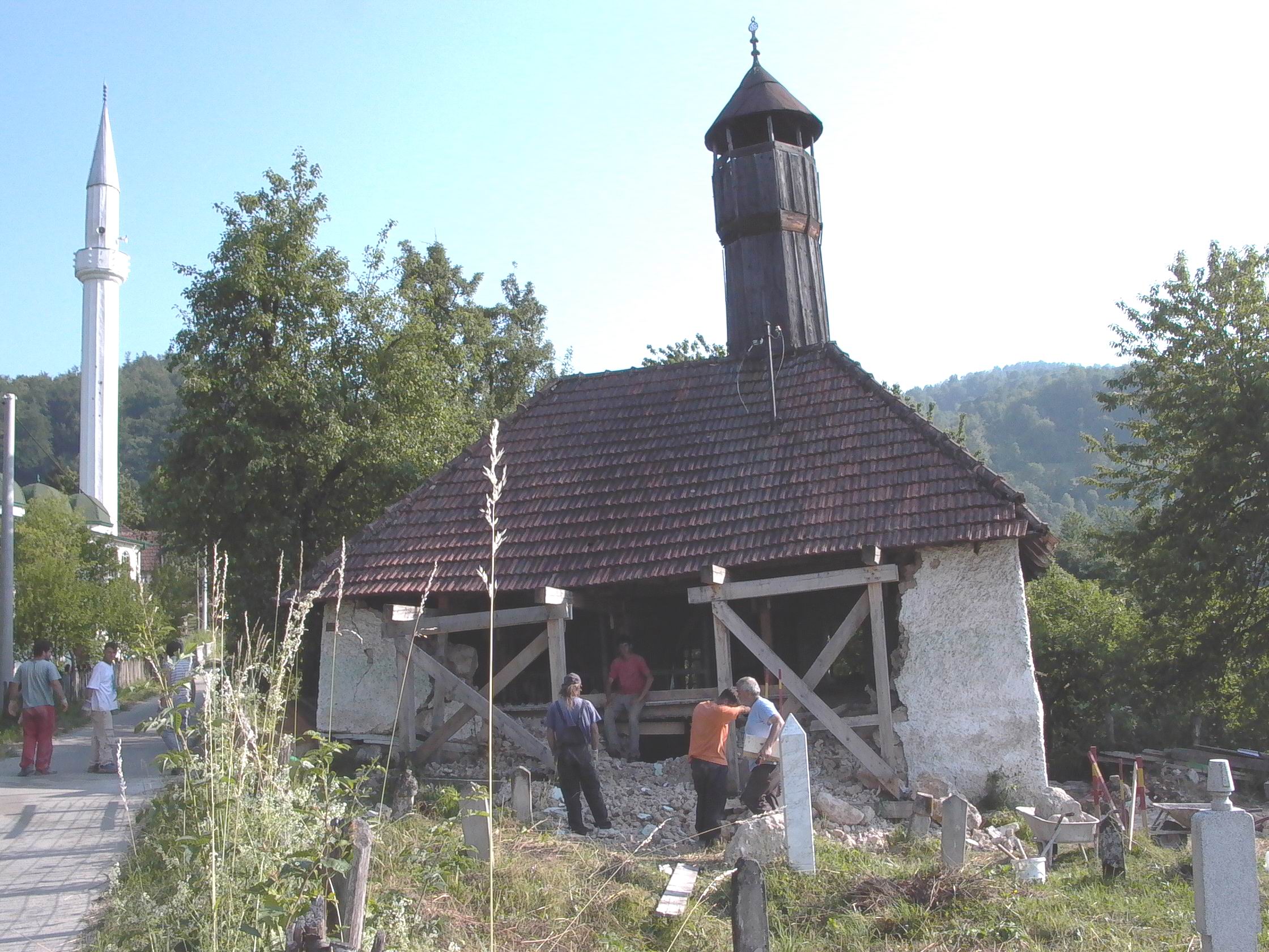 Stara džamija u selu Šenkovići kod Novog Travnika
